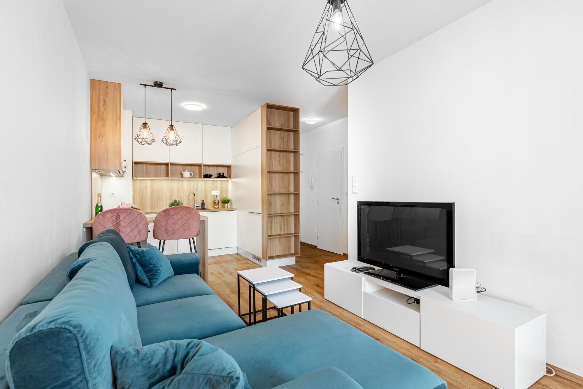Leo Apartment - Ac & Free Parking Братислава Экстерьер фото